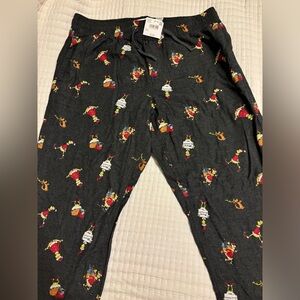 American Eagle Grinch Christmas Bottoms